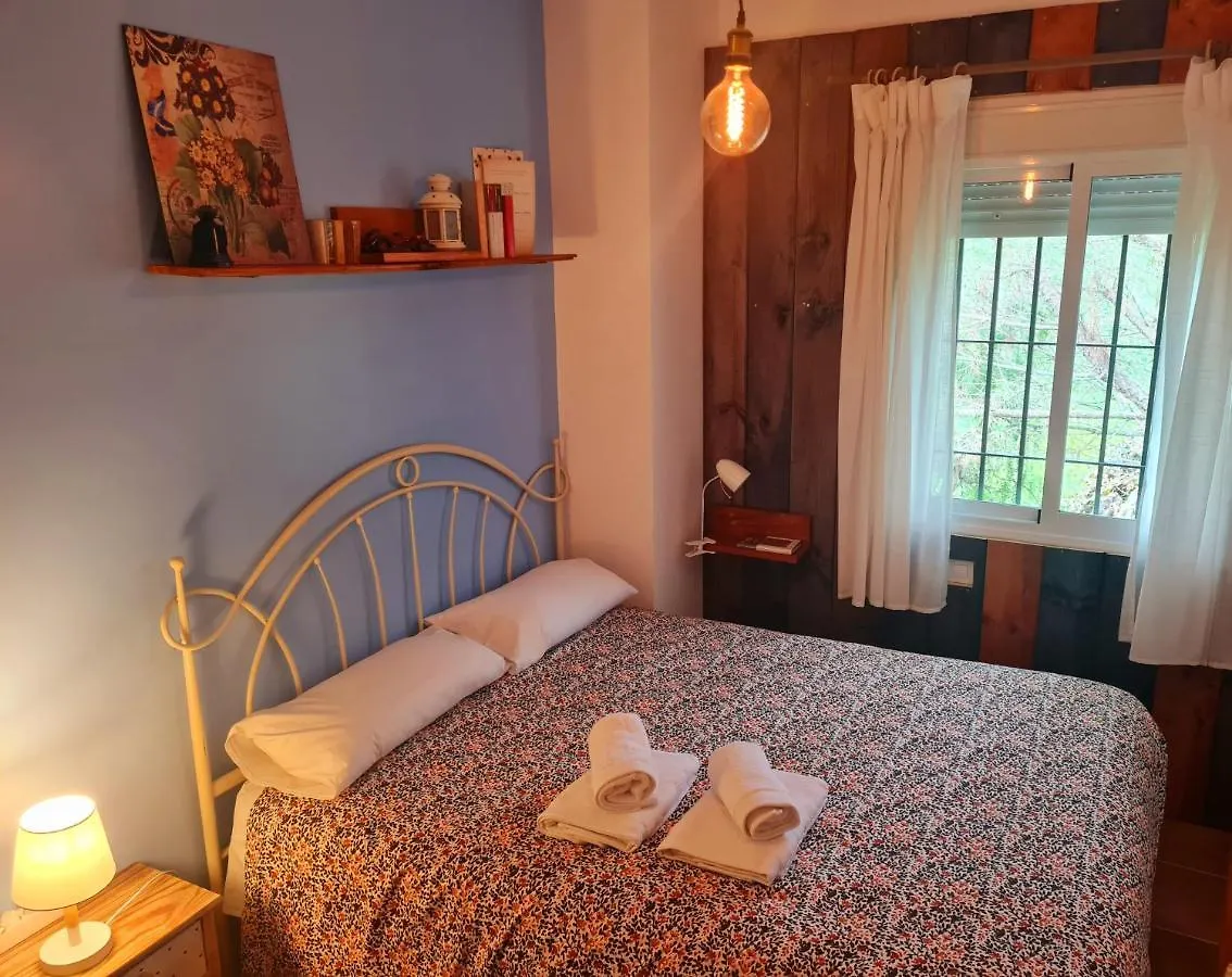 Los RomerosLa Casa Junto Al Sendero Del Rio & Piscina # Aire Acondicionado别墅 0*, Los Romeros